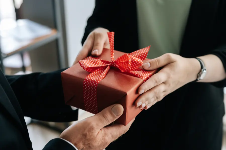 Strategic charitable giving infographic highlighting tax benefits, donor-advised funds, and legacy-focused financial planning.